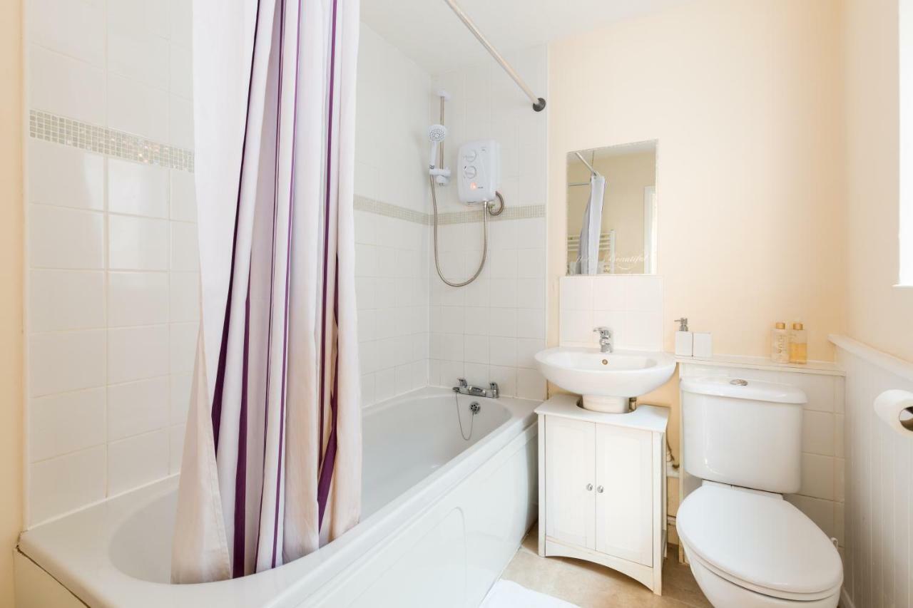 Well Presented 2 Bedroom House - Sleeps Four Leamington Spa Ngoại thất bức ảnh